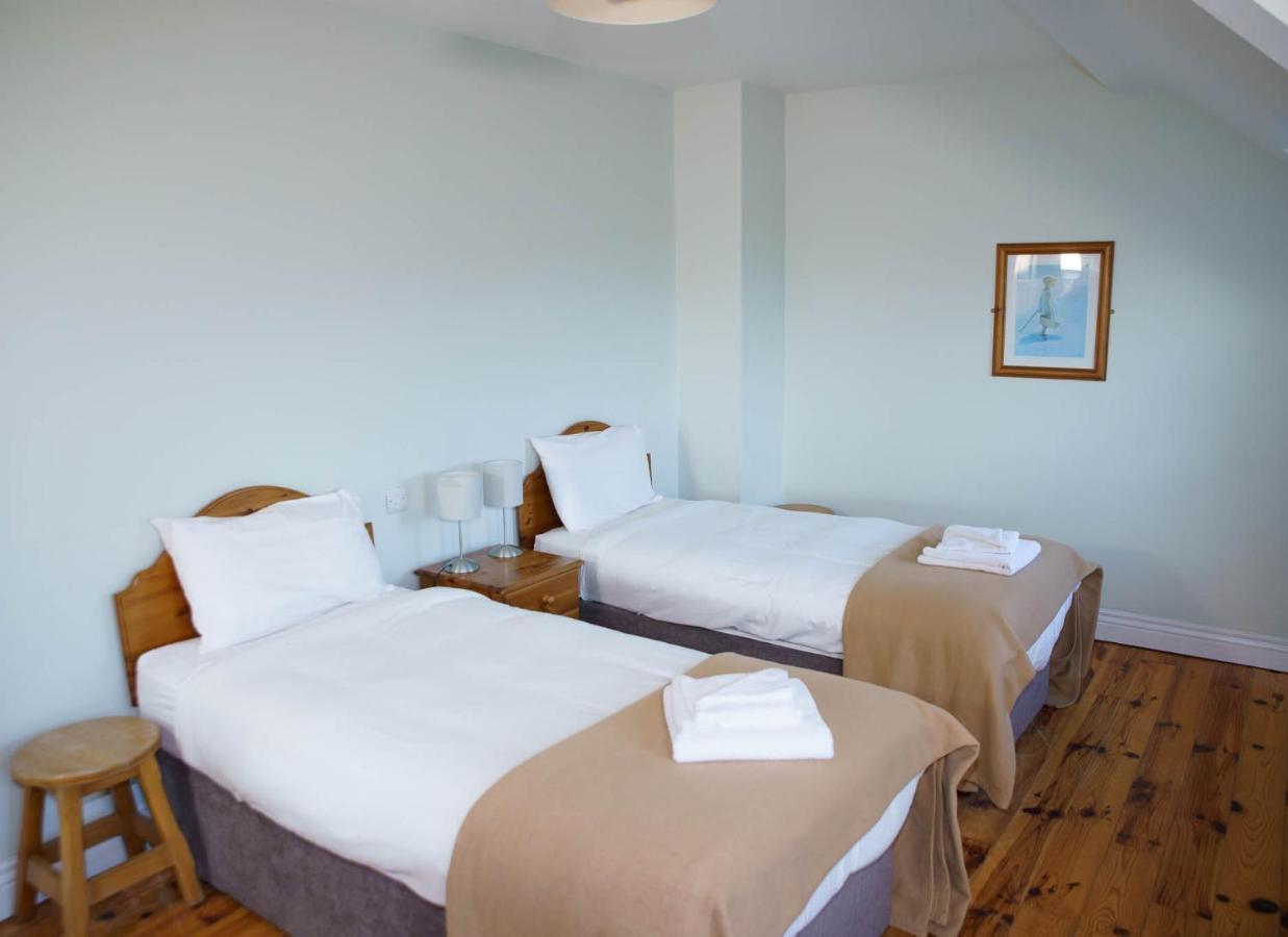 Dingle Courtyard Holiday Homes 3 Bed By Trident Holiday Homes Exterior photo